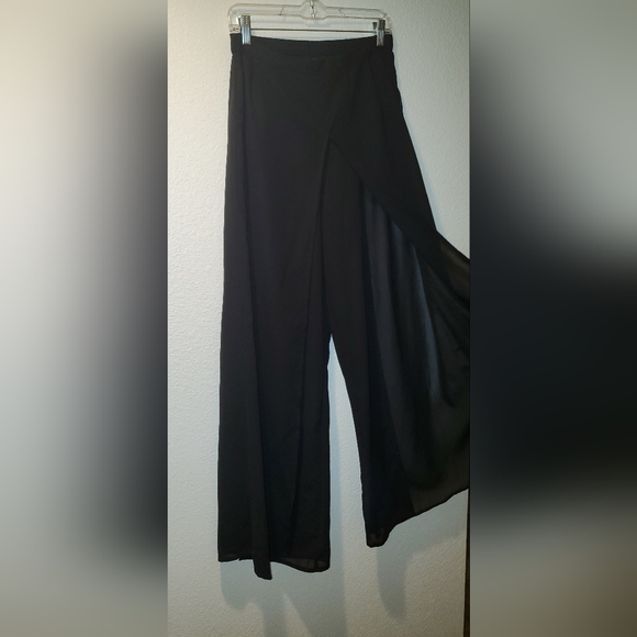 BooHoo Essentials Split Leg Beach Pants - Picture 6 of 9